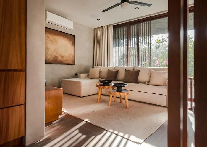 Luxury Jungle With Private Pool & Jacuzzi Casa de férias *